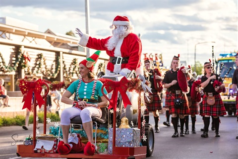 Attachments - LEP00001R11819 - Web Ready _ DCCI _ SJP 2018 _ Christmas Street Party-75.jpg