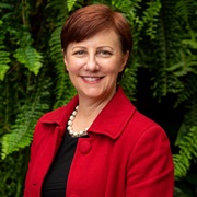 Ali Davenport.jpg